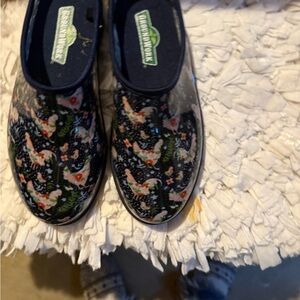 Women's Floral Clogs - Black